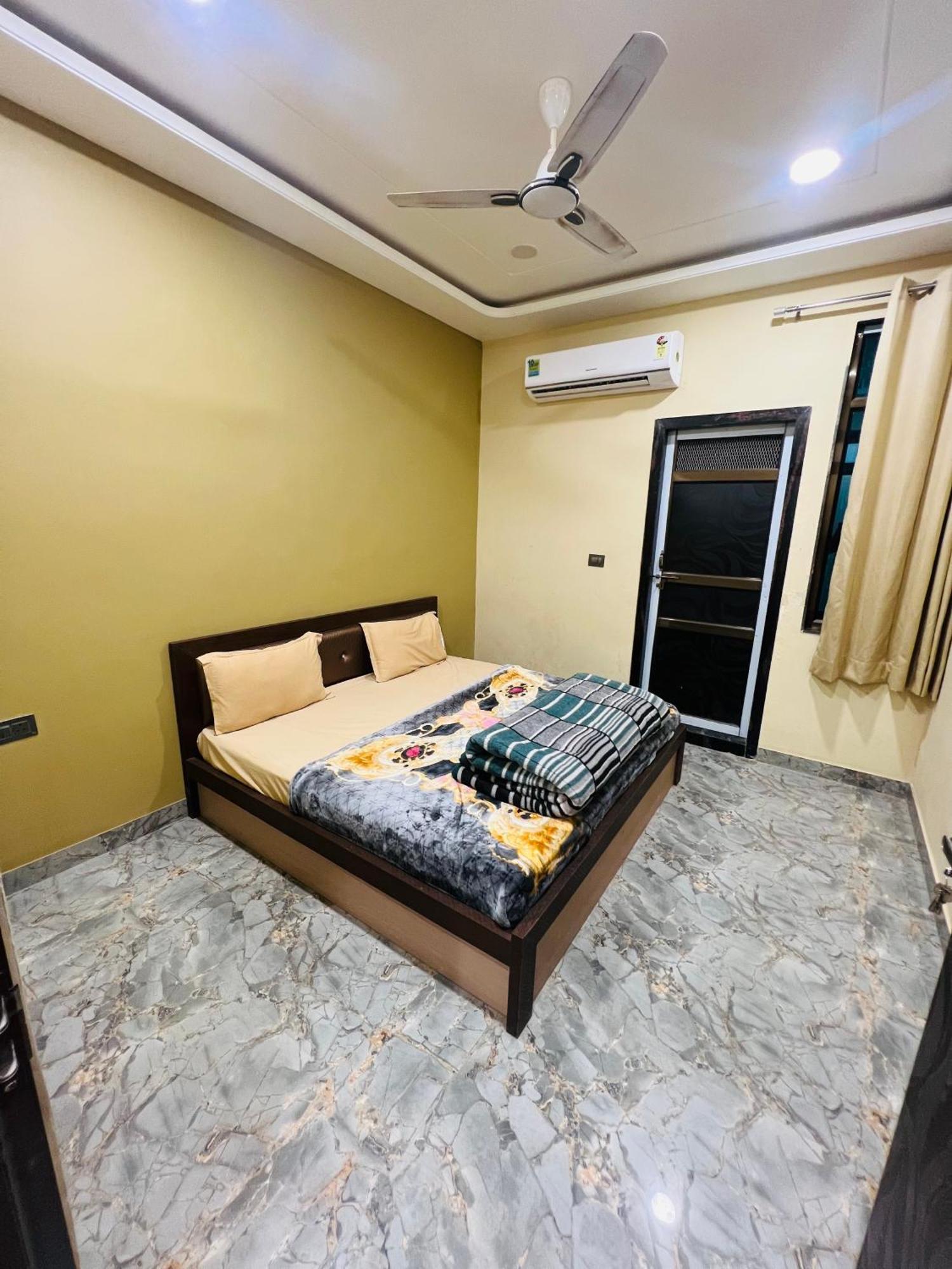 Shree Shyam Hotel Toran Dawar Khatu ภายนอก รูปภาพ