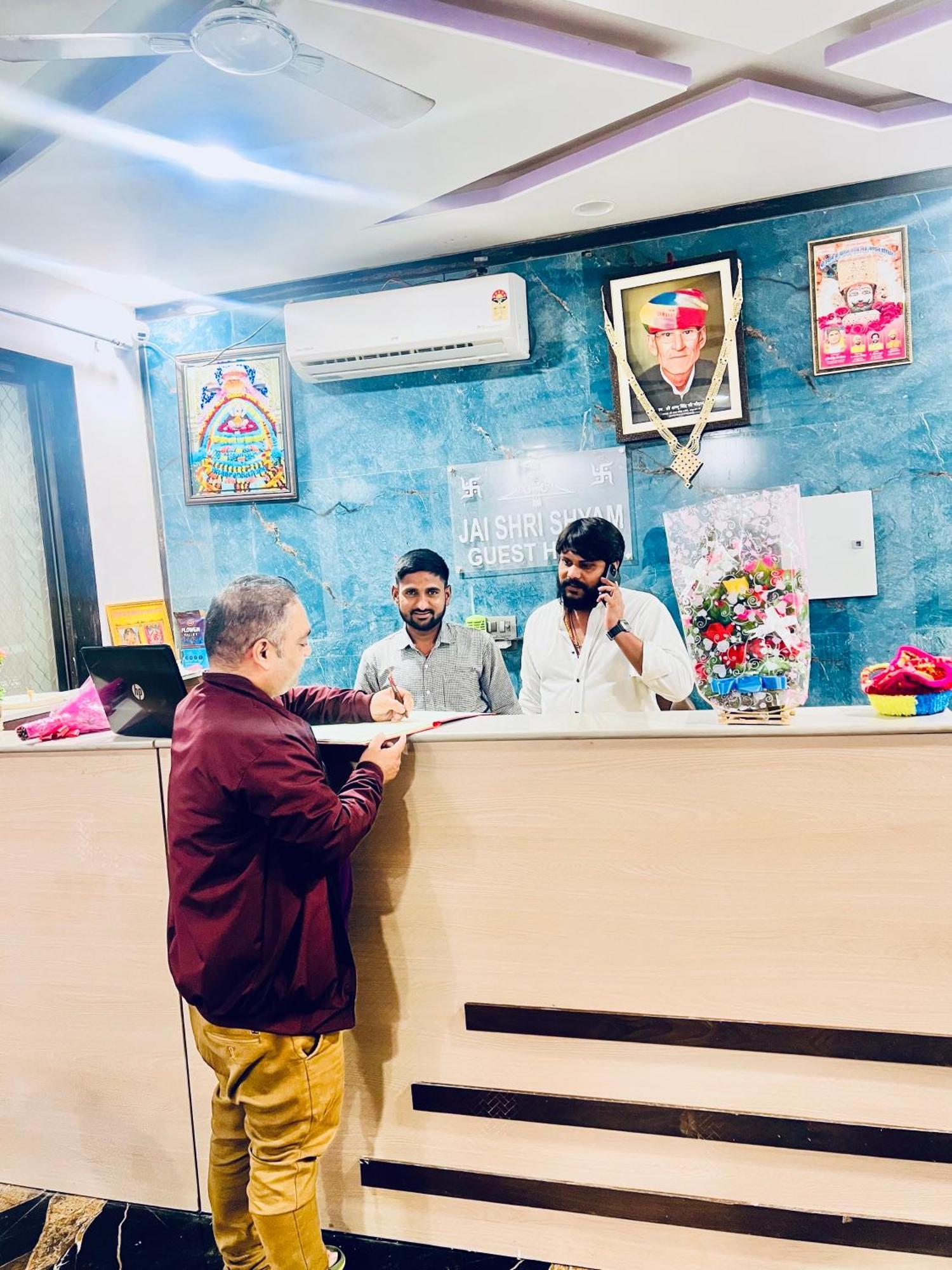 Shree Shyam Hotel Toran Dawar Khatu ภายนอก รูปภาพ