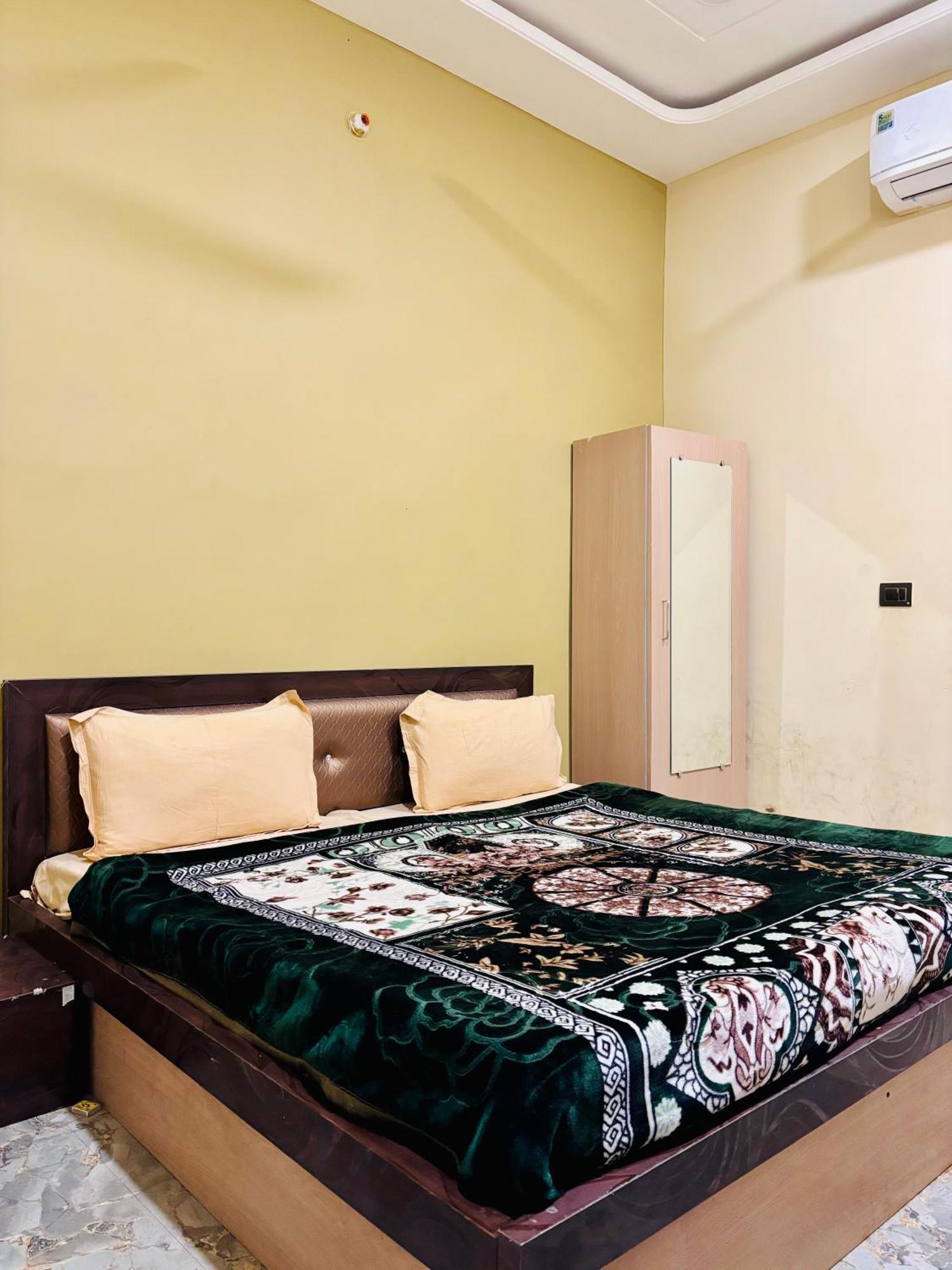 Shree Shyam Hotel Toran Dawar Khatu ภายนอก รูปภาพ