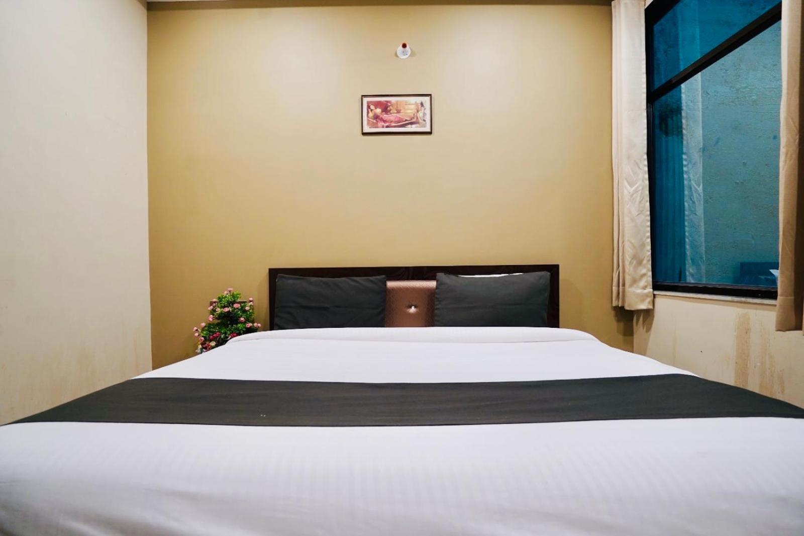 Shree Shyam Hotel Toran Dawar Khatu ภายนอก รูปภาพ